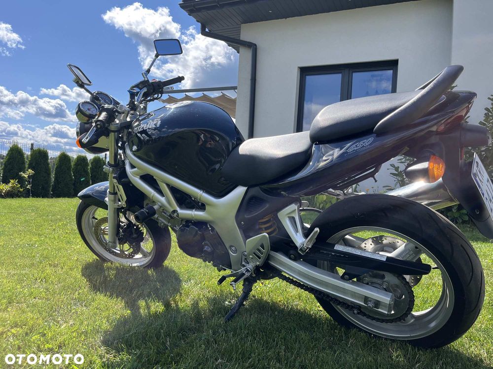 Suzuki SV - 9