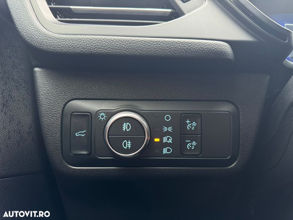 Ford Kuga 2.0 EcoBlue A8 AWD ST Line X - 27