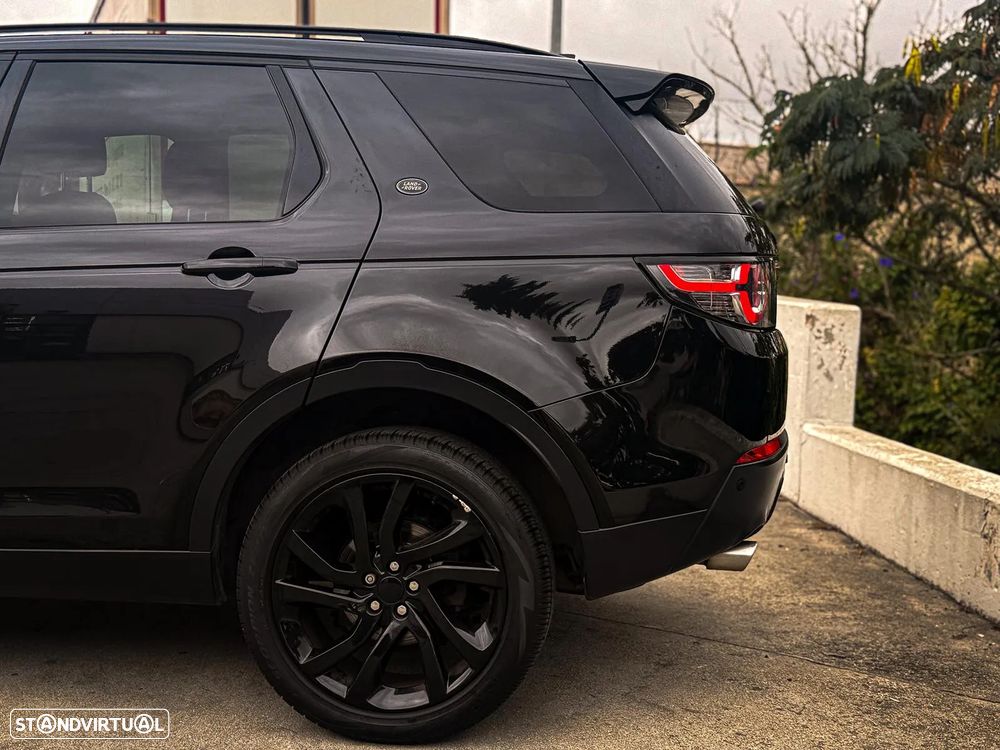 Land Rover Discovery Sport 2.0 D AWD R-Dynamic HSE - 7