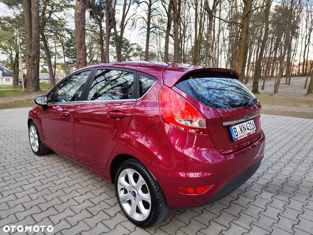 Ford Fiesta - 16
