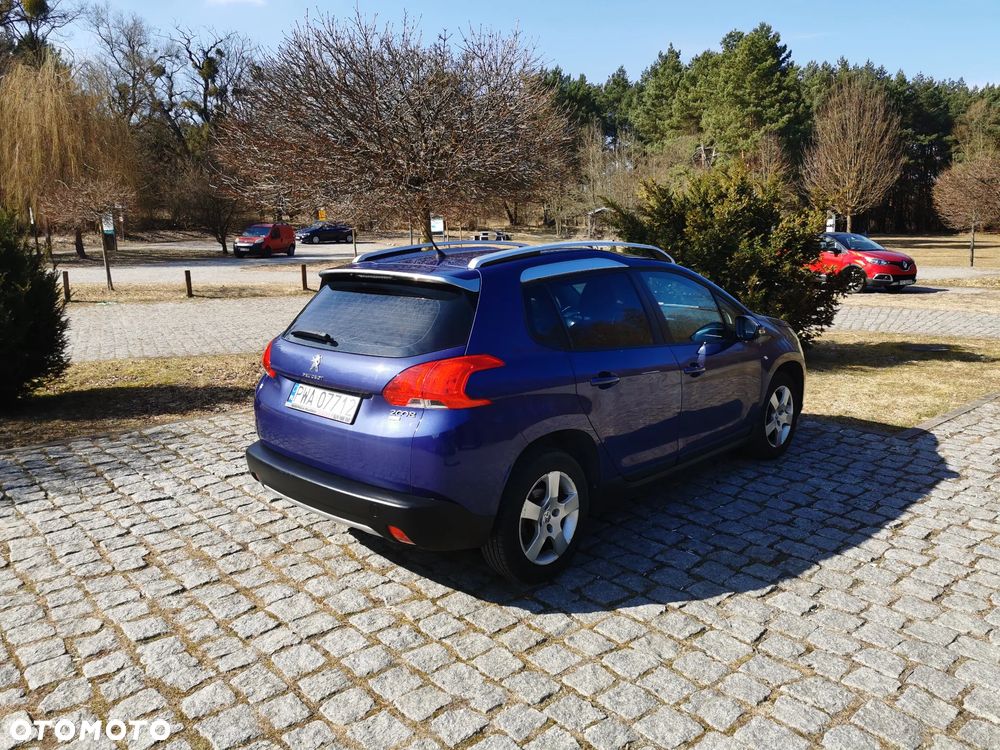 Peugeot 2008 - 4