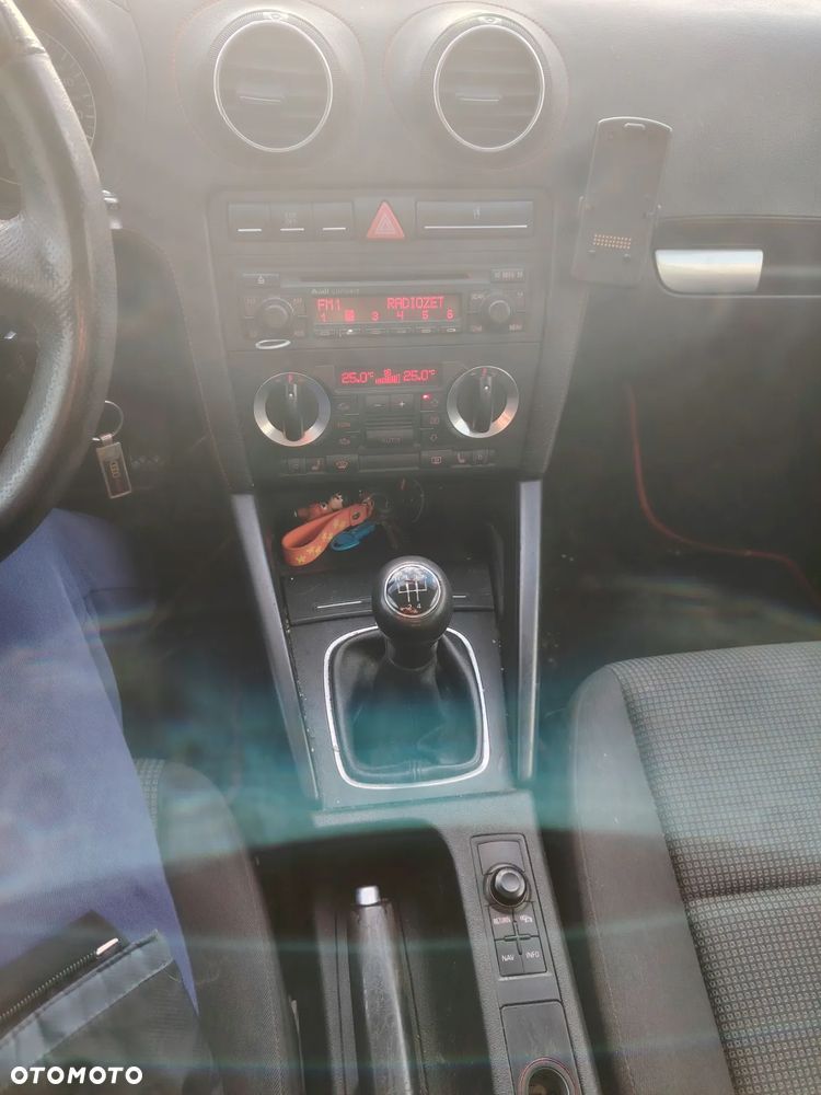 Audi A3 3-drzwiowe 1.9 TDI Attraction - 15