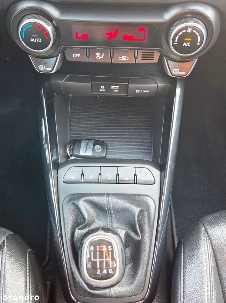 Kia Stonic 1.0 T-GDI 120 Platinum Edition - 39
