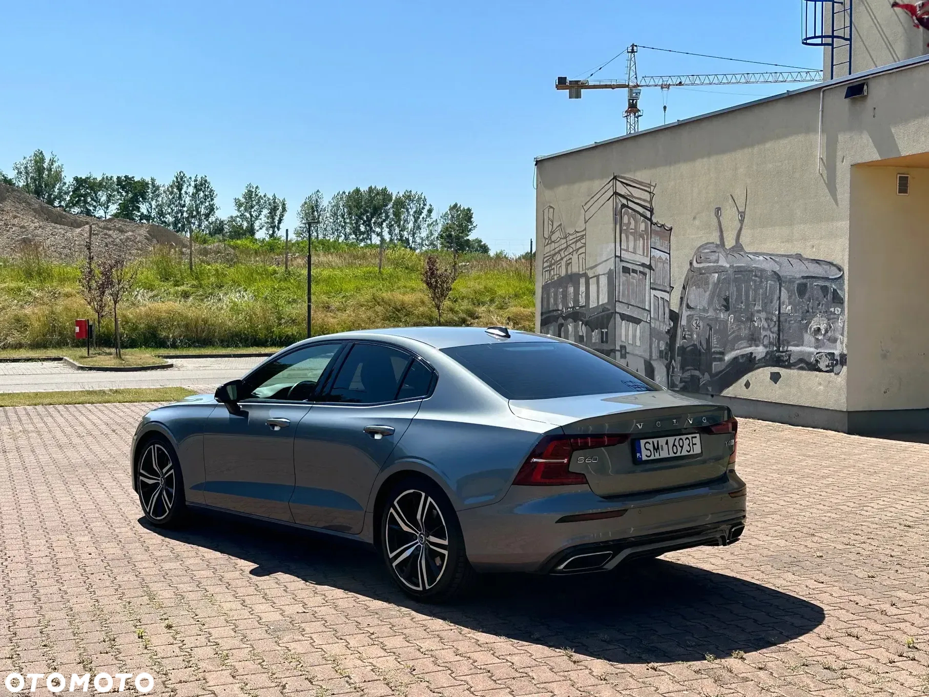 Volvo S60 T4 R-Design - 9