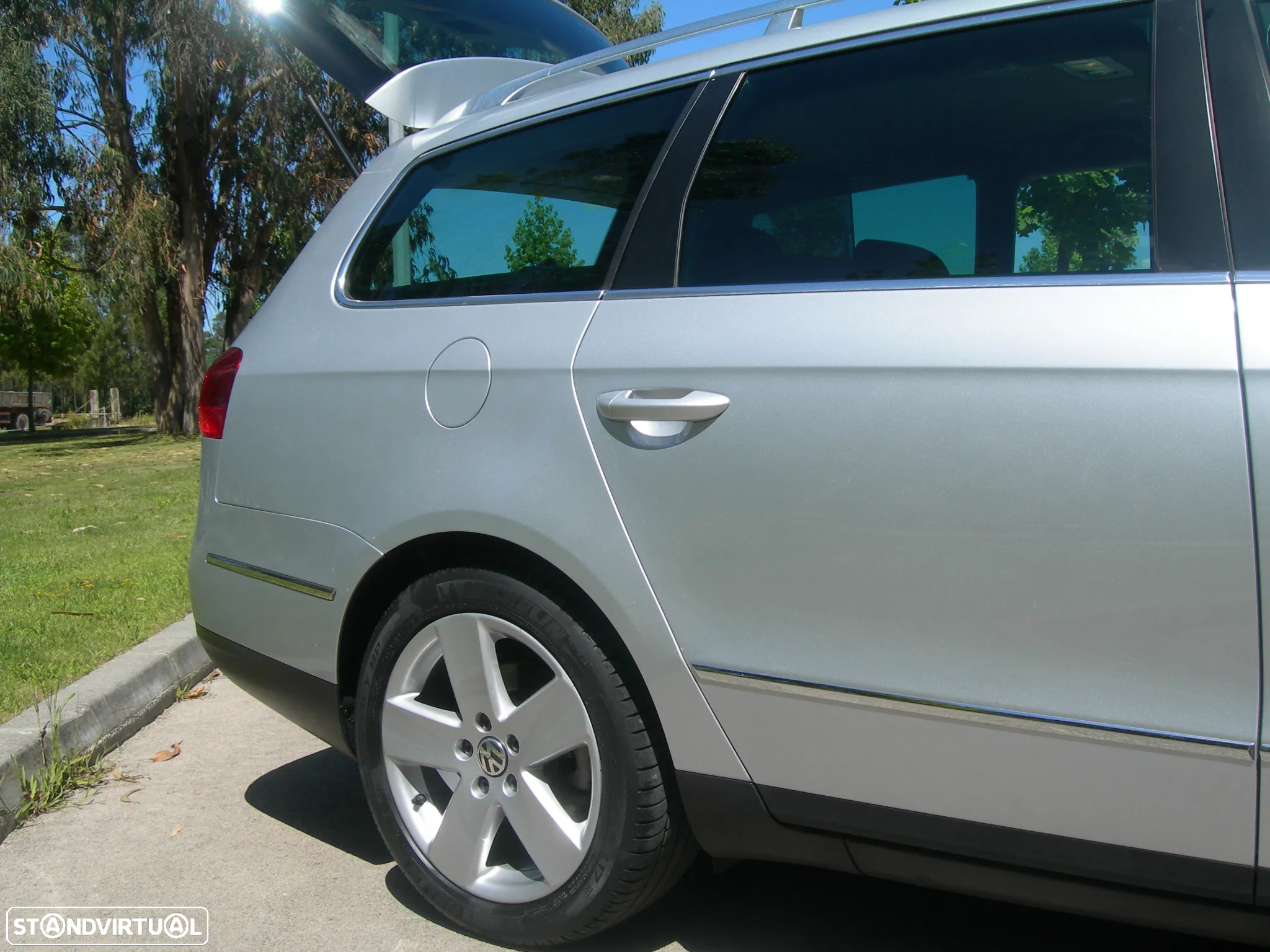 VW Passat Variant 2.0 TDi Highline - 3