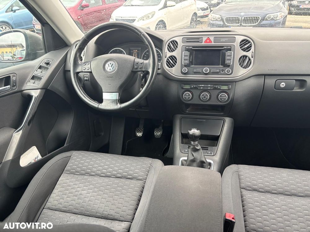 Volkswagen Tiguan - 6