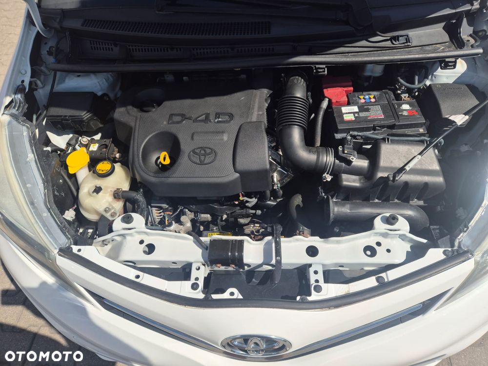 Toyota Yaris 1.4 D-4D Comfort - 10