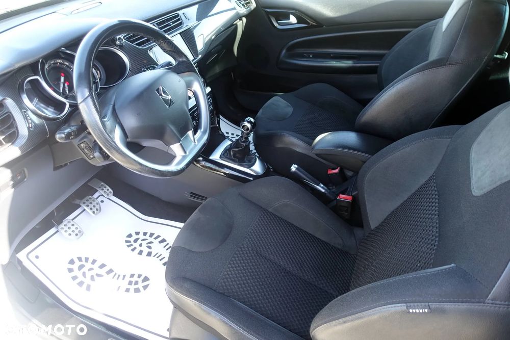 Citroën DS3 e-HDi 115 FAP SportChic - 10