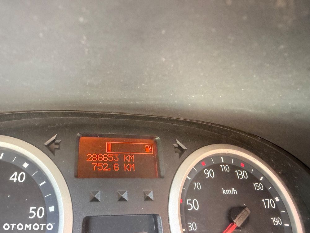 Renault TRAFIC - 16