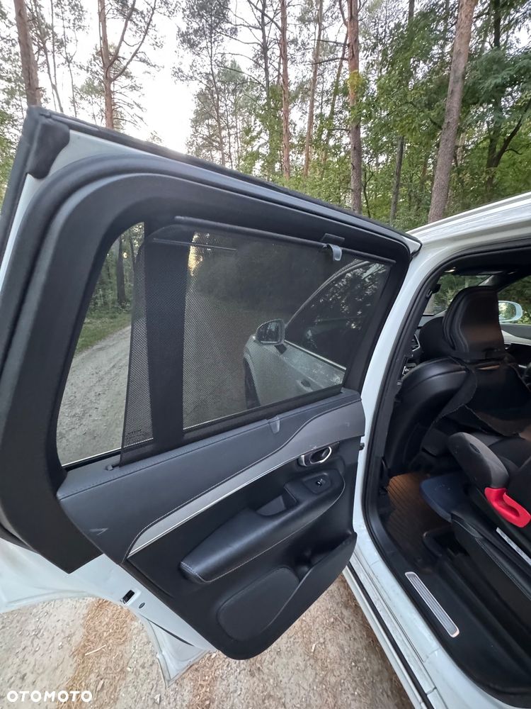 Volvo XC 90 D5 AWD R-Design 7os - 14