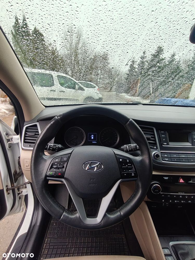 Hyundai Tucson - 13