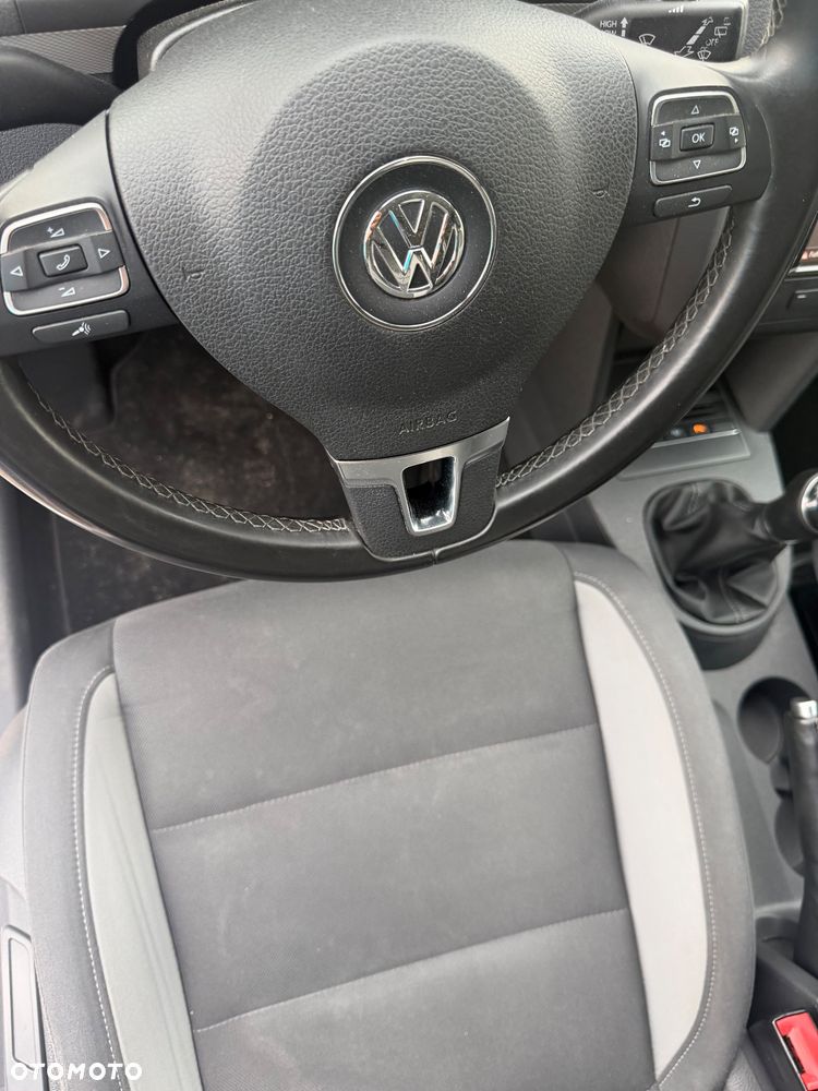 Volkswagen Touran 1.6 TDI DPF MATCH - 17