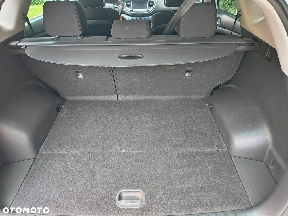 Hyundai Tucson 2.0 CRDI 2WD Style - 12