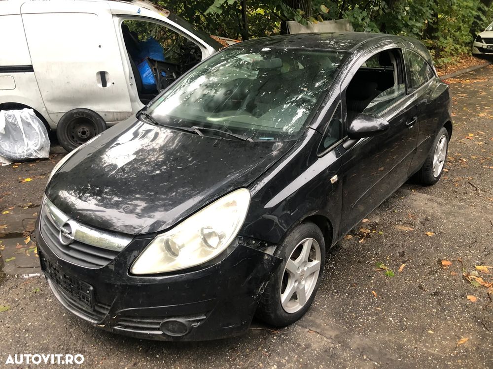Dezmembrez Opel Corsa D coupe negru benzina 1,2 2007 - 4