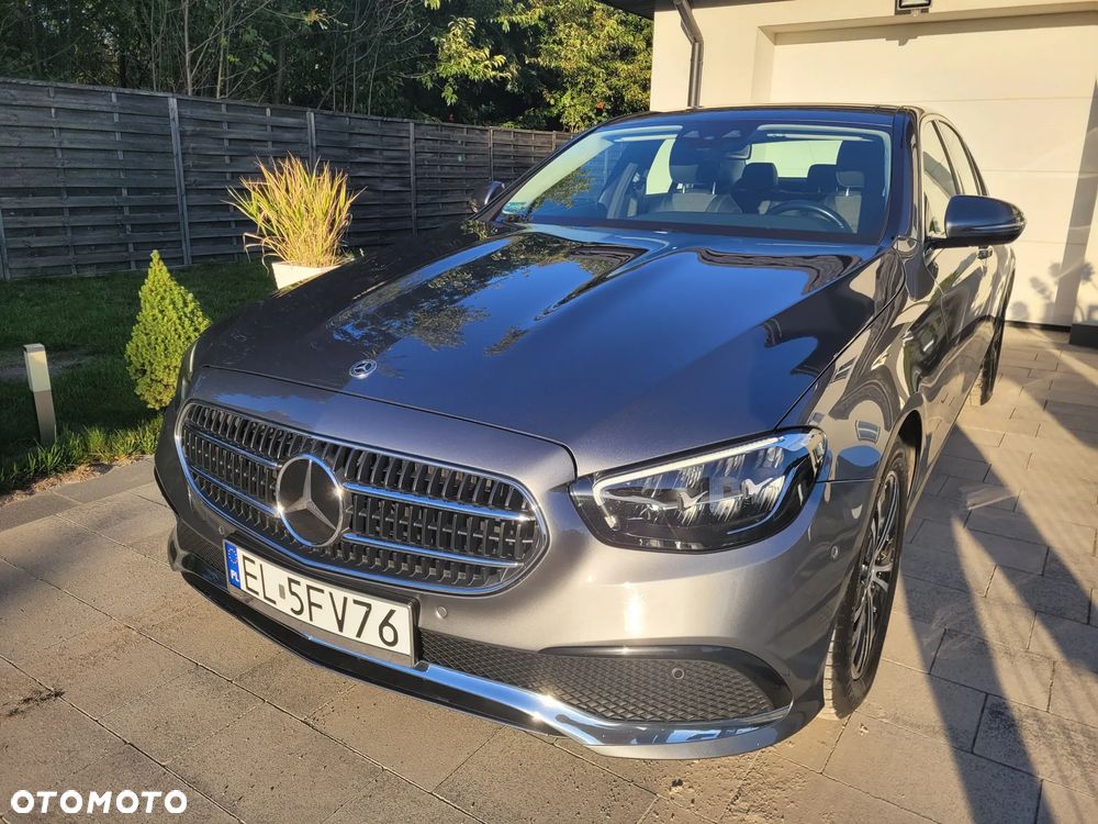 Mercedes-Benz Klasa E 220 d 4-Matic - 4