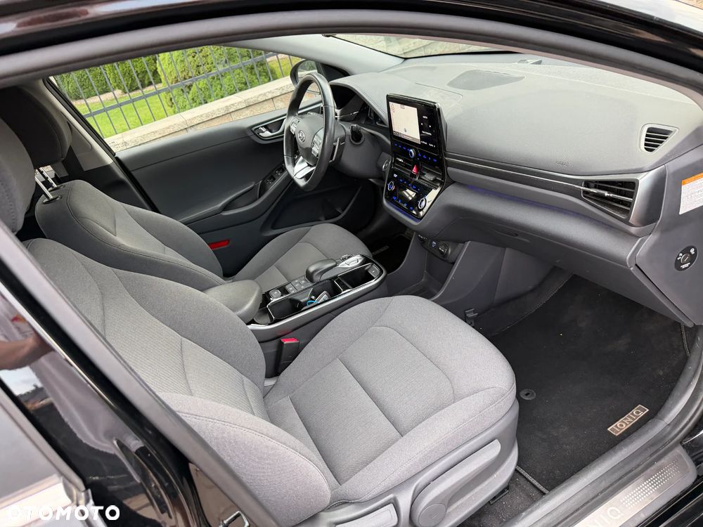 Hyundai IONIQ Premium - 9