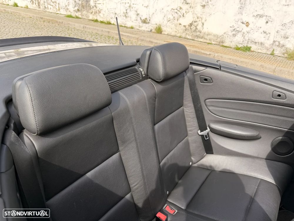 BMW 118 d Limited Edition Lifestyle c/ M Sport Pack - 16