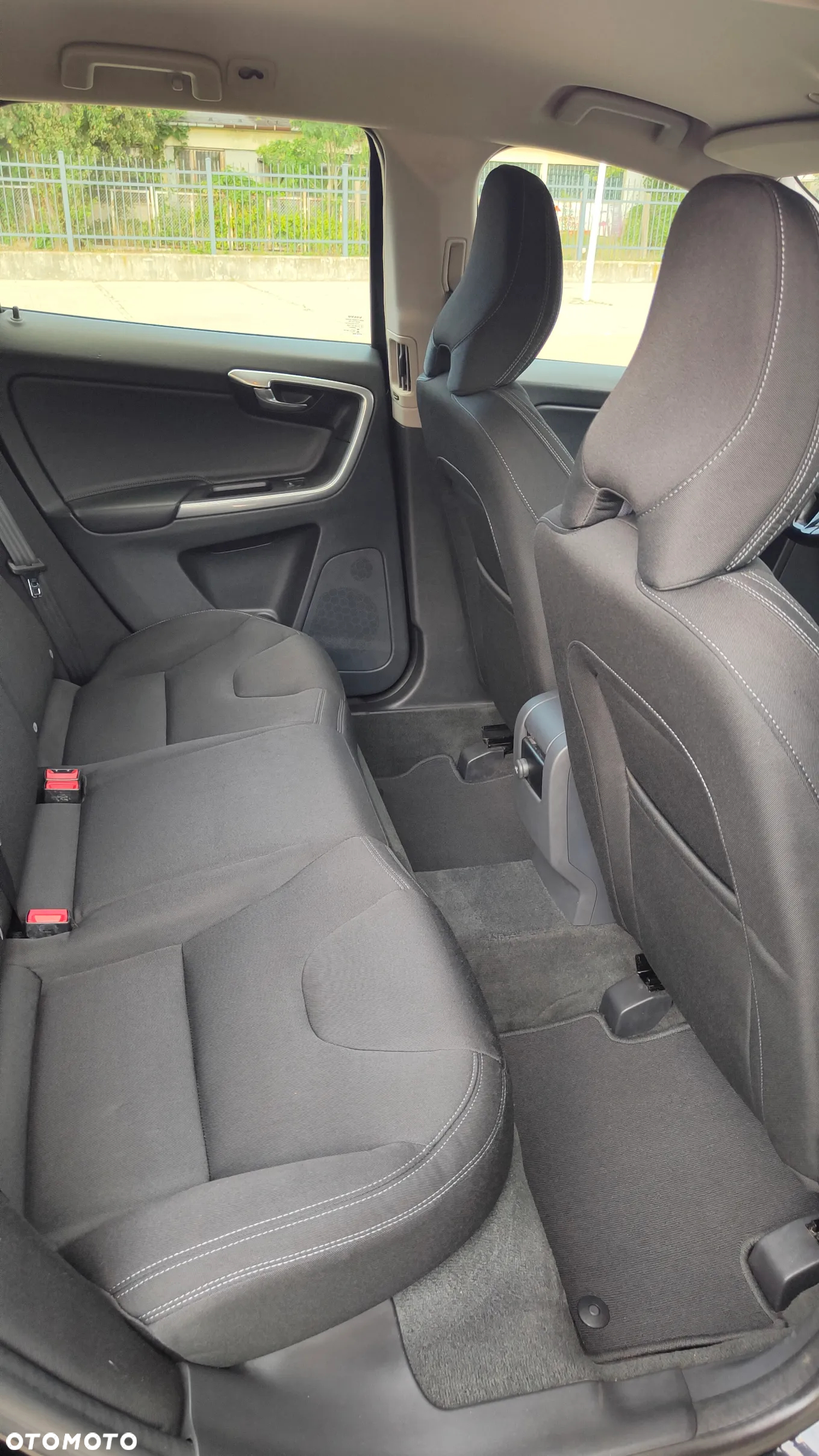 Volvo XC 60 D3 Drive-E Momentum - 29
