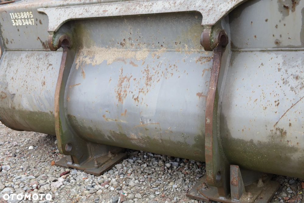 Łyżka ładowarkowa 1.6 m3 Volvo L50 L60 L70 2.5 m szer. - 13