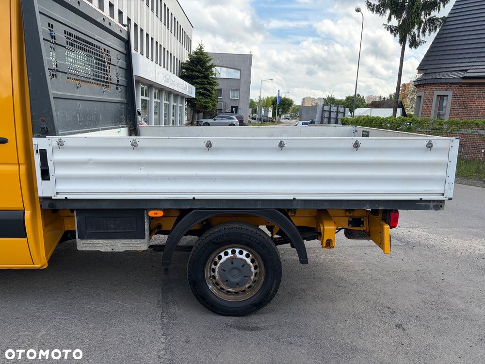 Mercedes-Benz Sprinter - 24