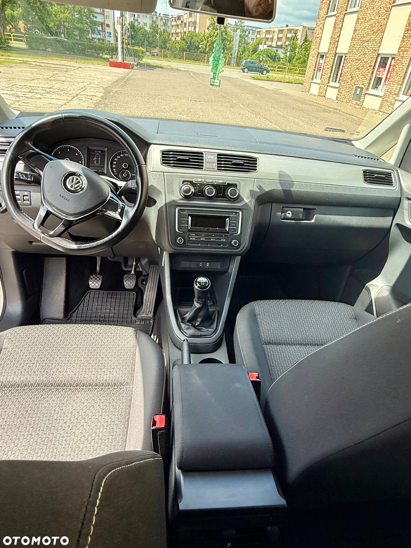 Volkswagen Caddy 2.0 TDI Comfortline - 8