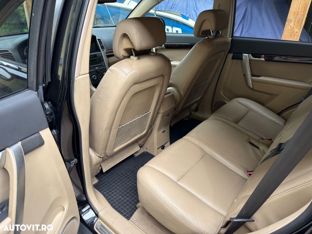 Chevrolet Captiva 3.2 AWD Aut LT Sport BCM - 10