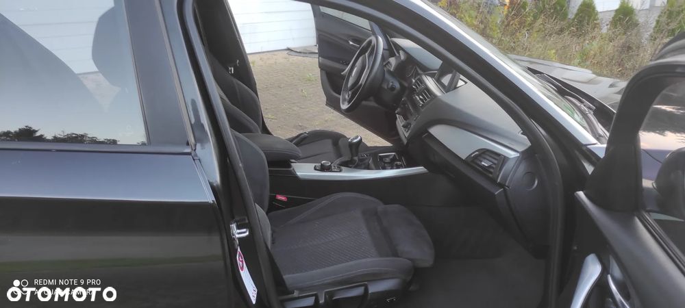 BMW Seria 1 118i Sport Line - 23