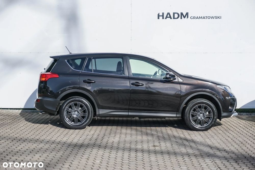 Toyota RAV4 - 9
