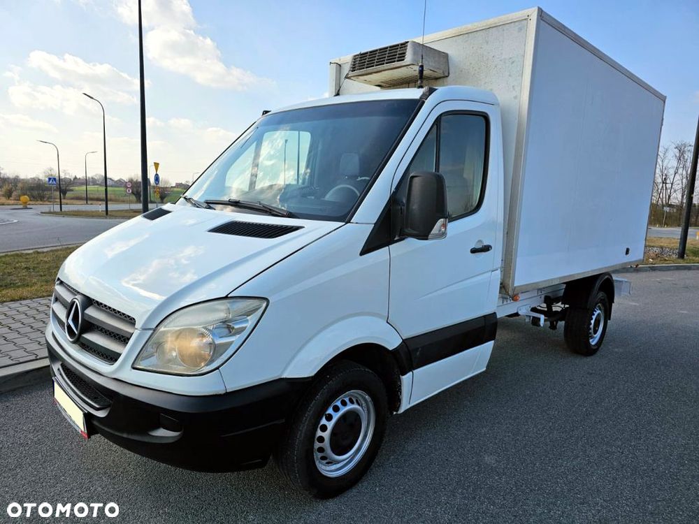 Mercedes-Benz Sprinter - 5