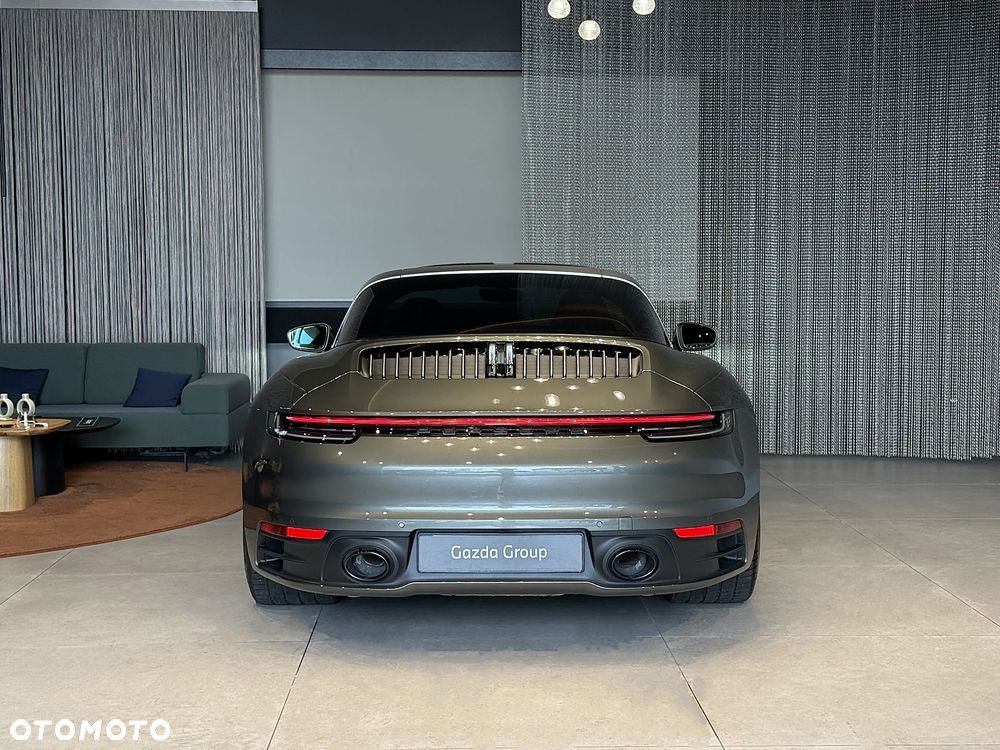 Porsche 911 Targa 4 - 9