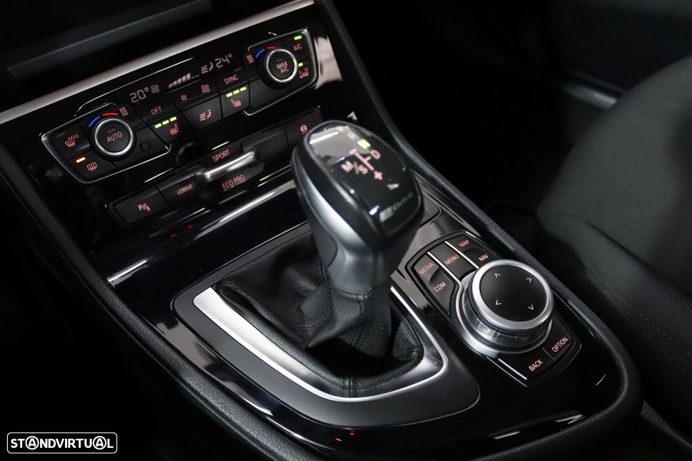 BMW 225xe Active Tourer Advantage - 13