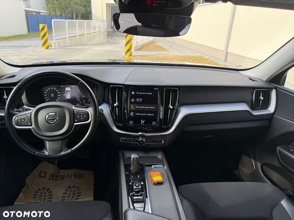Volvo XC 60 D4 SCR Momentum - 24