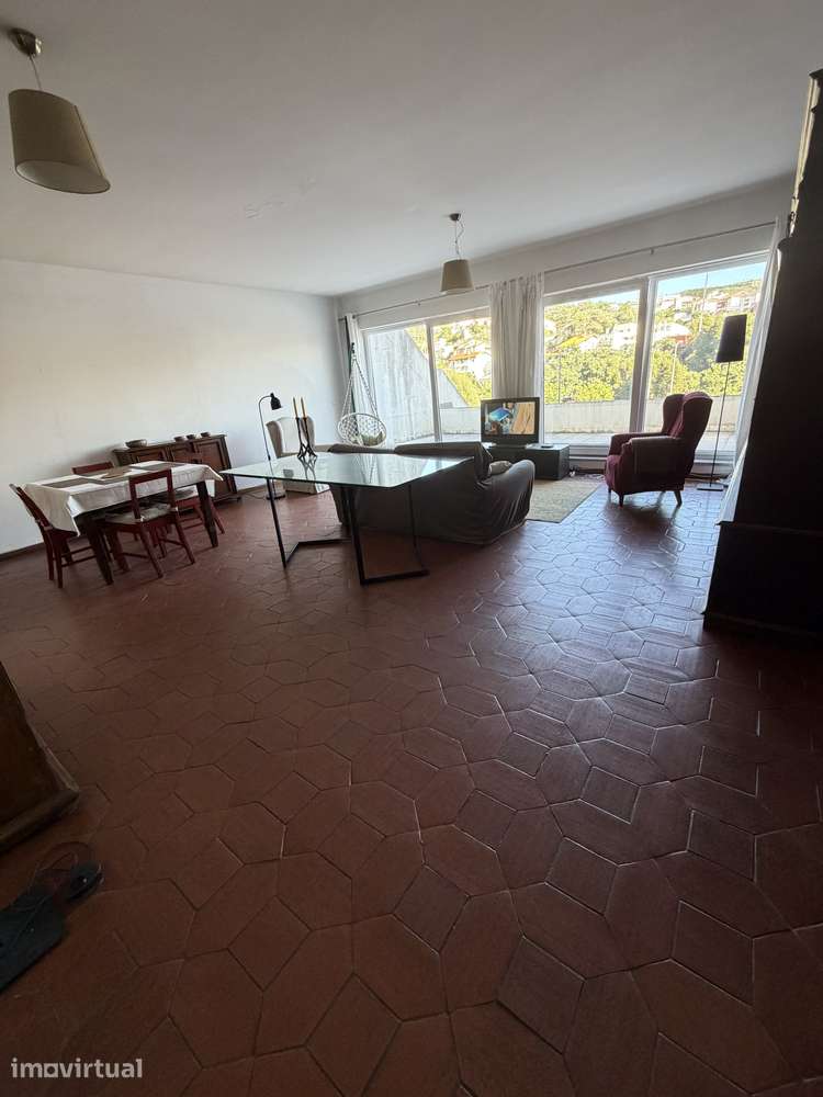 Excelente apartamento T3 duplex, renovado e completamente mobilado - Grande imagem: 2/42