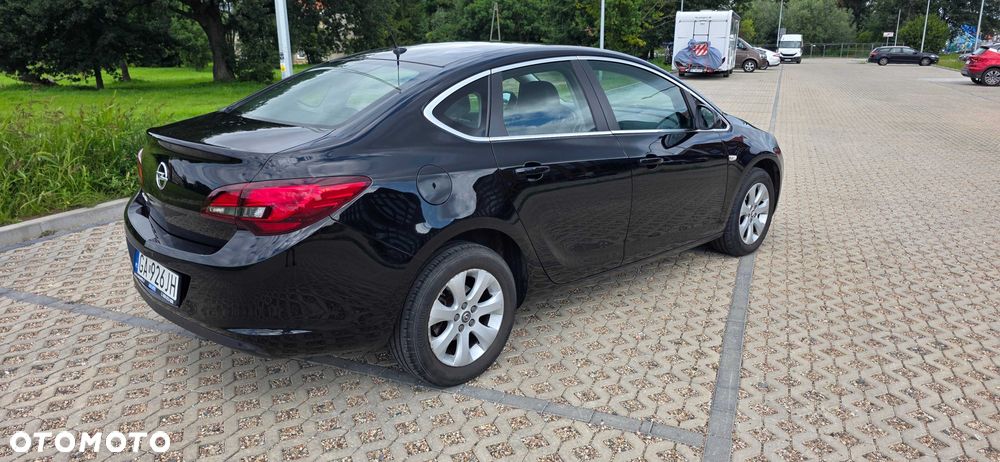 Opel Astra - 3