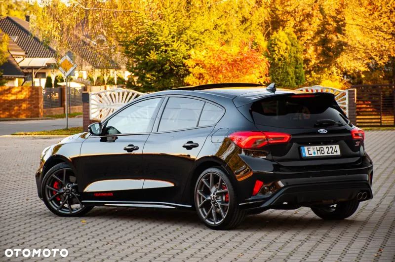 Ford Focus 2.0 EcoBlue ST - 12