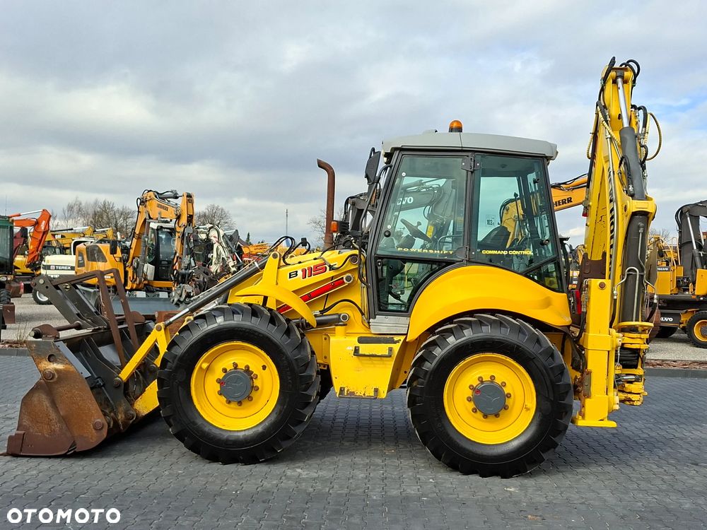 New Holland B115 C / Joystick / Koparko Ładowarka / - 9