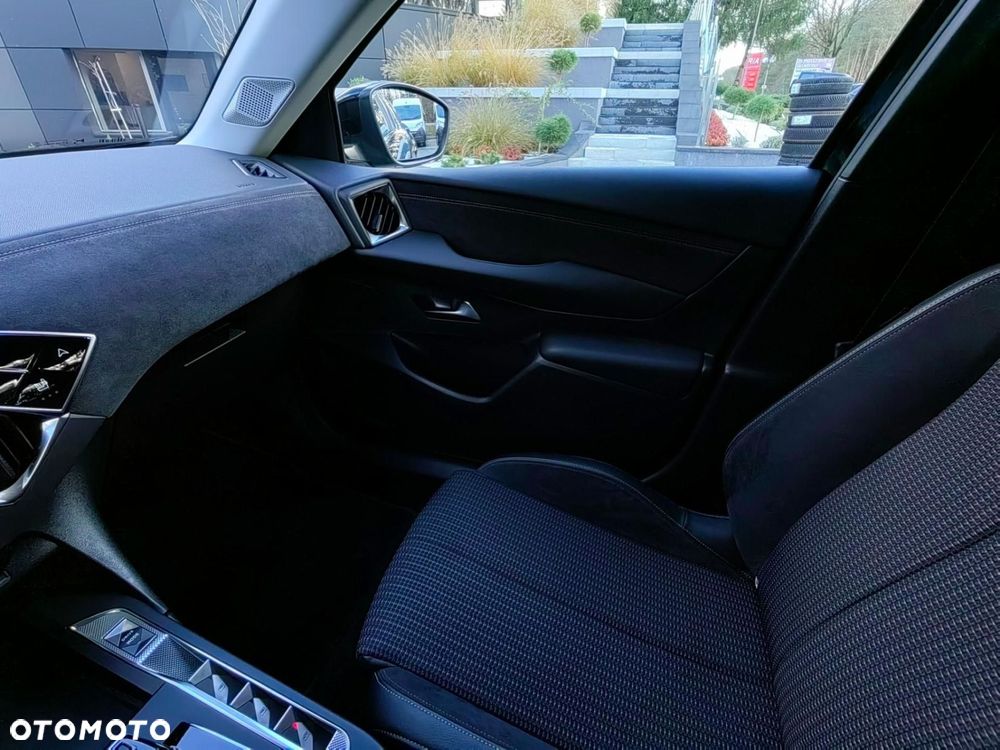 DS Automobiles DS 3 Crossback - 23