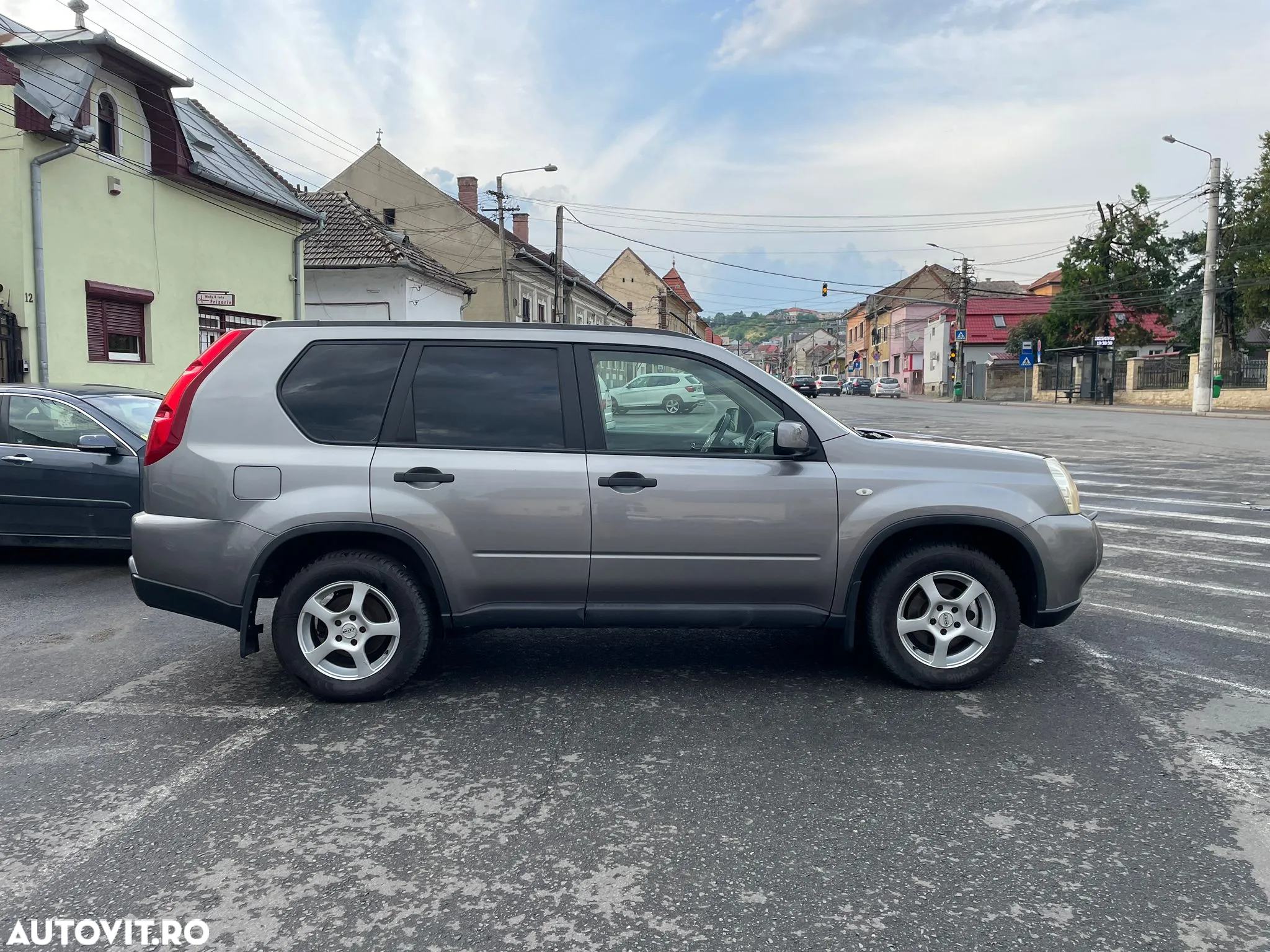 Nissan X-Trail 2.0 dCi 4x4 DPF Automatik Platinum - 18