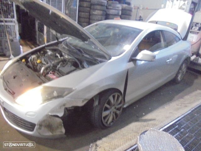 Carro MOT: M9R744 CXVEL: PK4007 RENAULT LAGUNA 3 2009 2.0DCI 150CV 2P CINZA DIESEL - 2