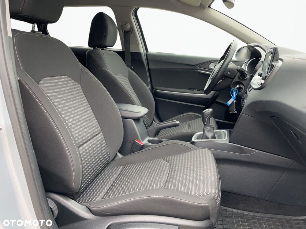 Kia Ceed - 22