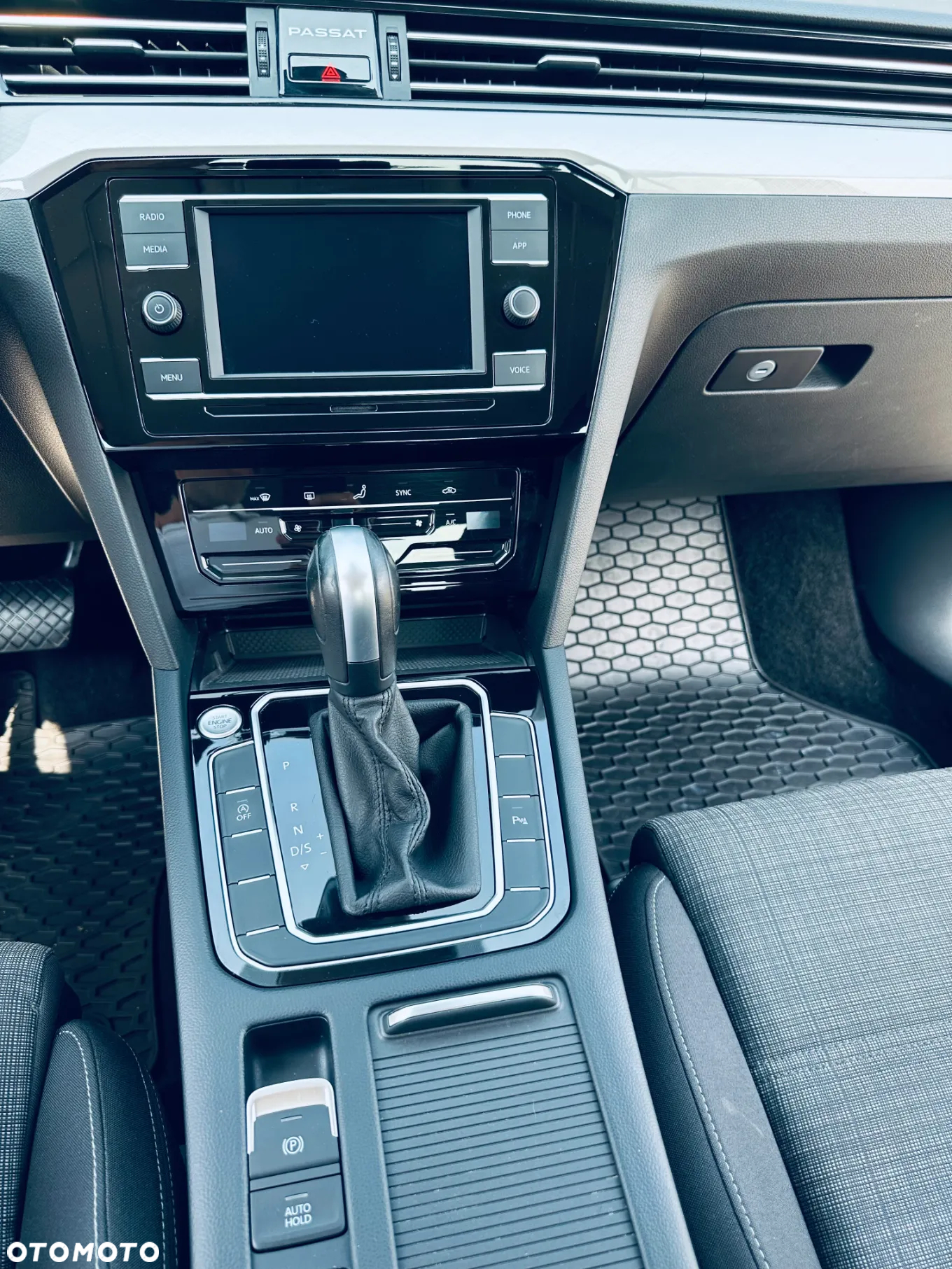 Volkswagen Passat 2.0 TDI EVO Business DSG - 6