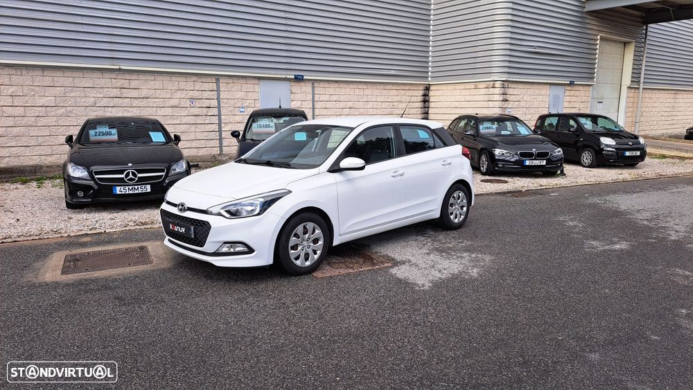 Hyundai i20 1.1 CRDi Access+Bluetooth - 10