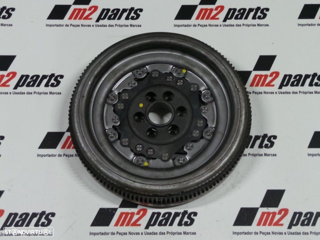 Volante Bi-massa Seminovo/ Original AUDI A3/VW EOS/VW Golf/VW Jetta/VW Passat/VW... - 1
