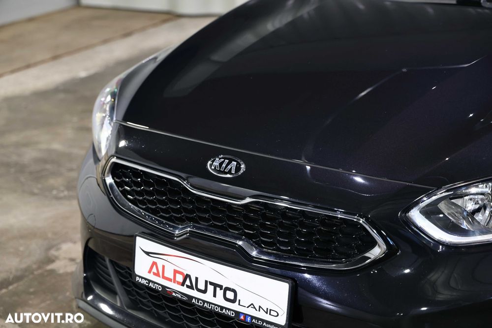 Kia Ceed - 28