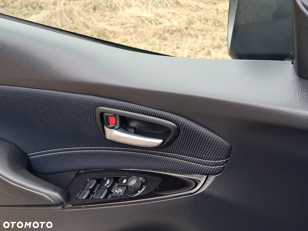 Mazda 2 SKYACTIV-G 90 KIZOKU - 15