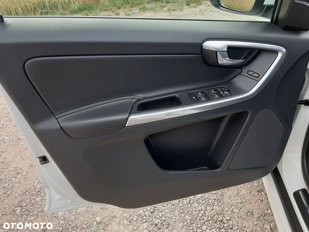 Volvo XC 60 - 34