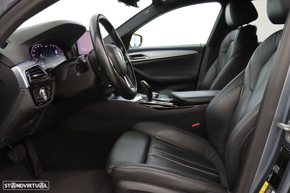 BMW 530 e Line Luxury - 4