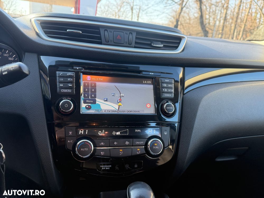 Nissan Qashqai 1.6 DCI Xtronic ACENTA - 18