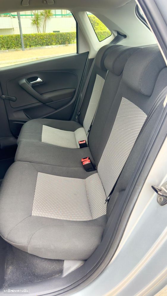 VW Polo 1.2 Trendline - 12