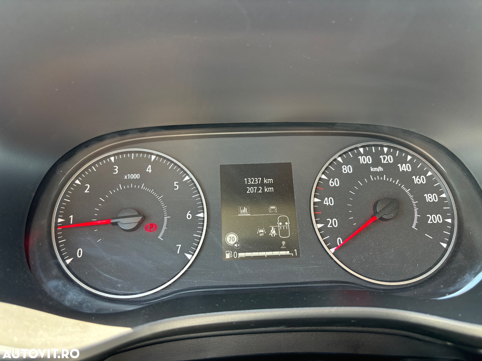 Dacia Logan TCe 90 MT6 Expression - 15